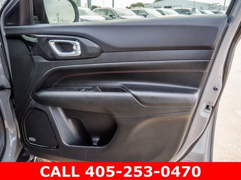 Used 2022 Jeep Compass Trailhawk w/ Trailhawk Elite Group AWD/4WD image 22