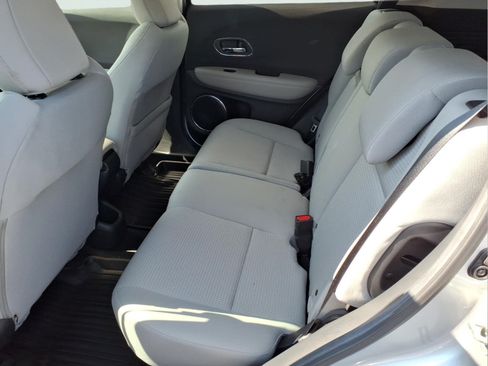 Used 2020 Honda HR-V EX image 6