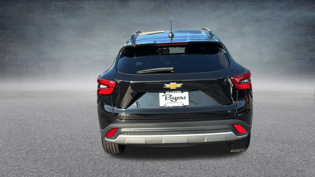 Used 2025 Chevrolet Trax LT FWD image 30