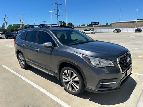 Used 2022 Subaru Ascent Touring AWD/4WD image 3
