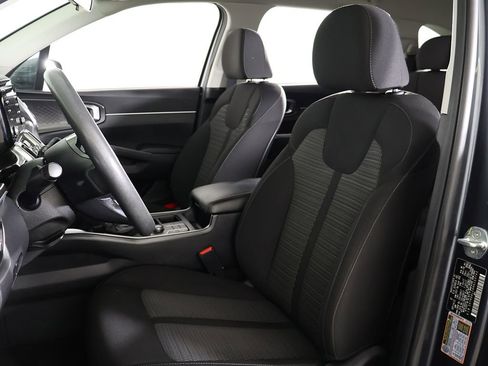 Used 2022 Kia Sorento LX FWD image 25