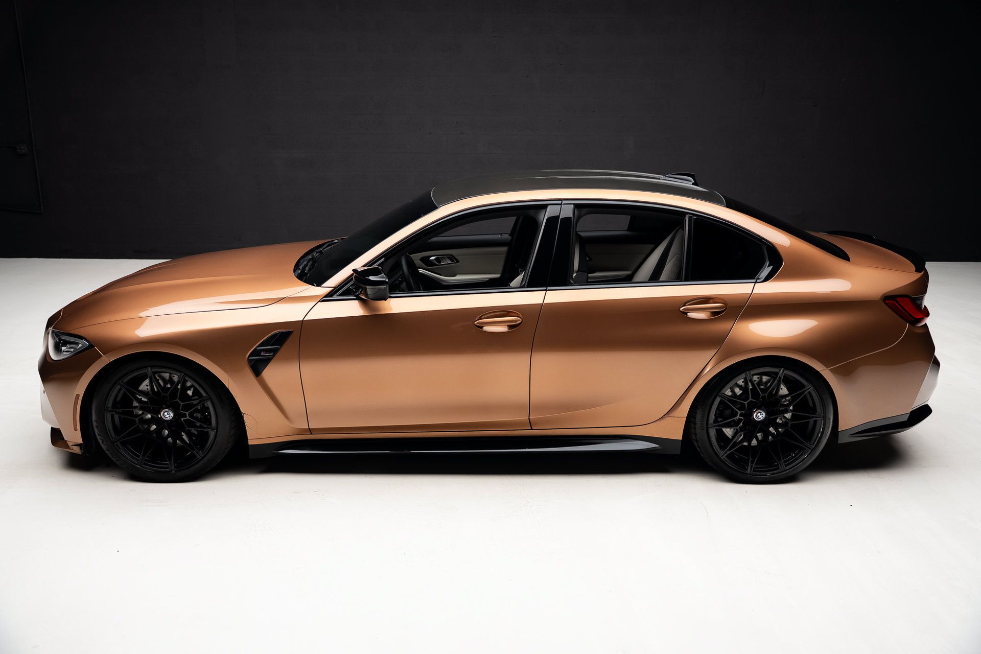 Used 2022 BMW M3 Competition w/ Executive Package RWD image 17