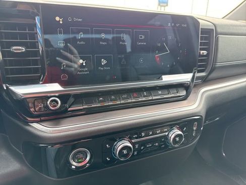 Certified 2024 GMC Sierra 1500 SLT image 18