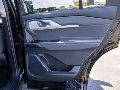 New 2026 Ford Explorer Active AWD/4WD image 14