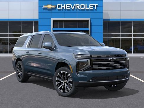 New 2026 Chevrolet Suburban High Country AWD/4WD image 7