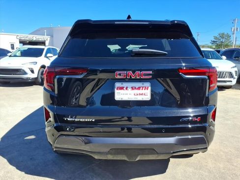 New 2026 GMC Terrain AT4 AWD/4WD image 6