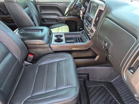 Used 2018 GMC Sierra 2500 Denali w/ Snow Plow Prep Package AWD/4WD image 19