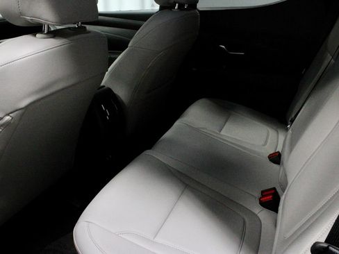 Used 2025 Hyundai Santa Cruz SEL FWD image 21