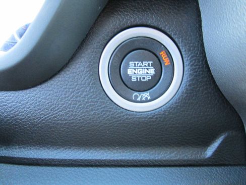 Certified 2024 RAM 2500 Big Horn w/ Bed Utility Group image 23