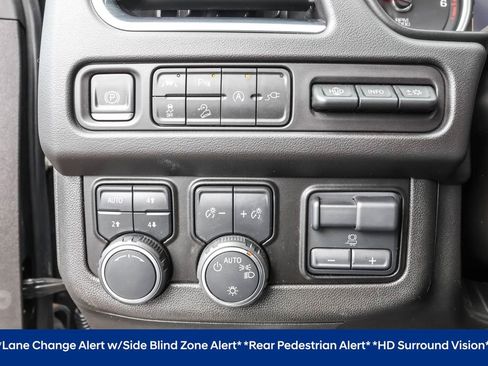 Used 2021 Chevrolet Tahoe Premier w/ Premium Package AWD/4WD image 23