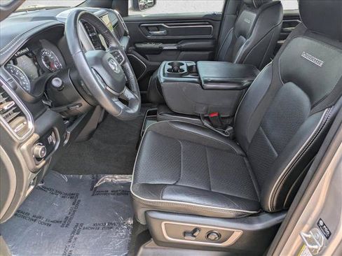 Used 2024 RAM 1500 Laramie AWD/4WD image 15