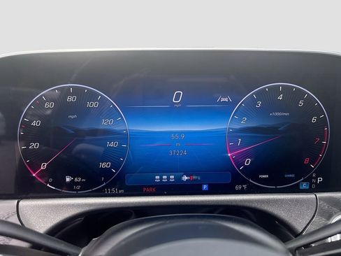 Used 2024 Mercedes-Benz E 350 4MATIC Sedan image 41