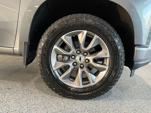 Used 2021 Chevrolet Silverado 1500 RST image 33