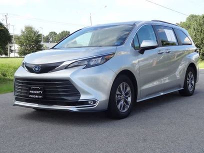 Used 2024 Toyota Sienna XLE