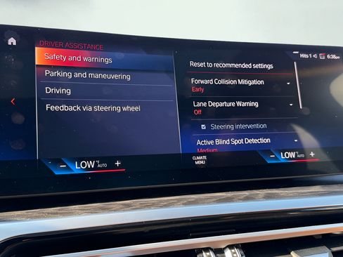 Used 2023 BMW i4 eDrive35 w/ Premium Package RWD image 19