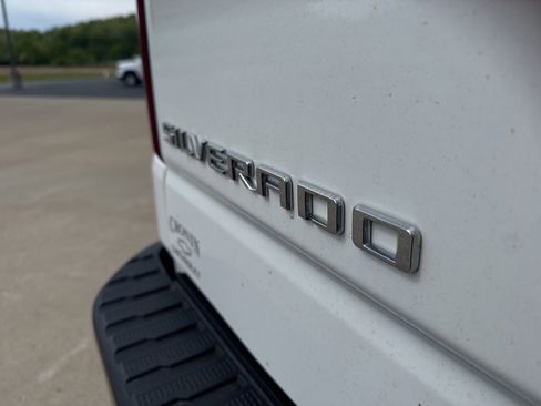 Used 2024 Chevrolet Silverado 1500 ZR2 w/ Technology Package AWD/4WD image 11