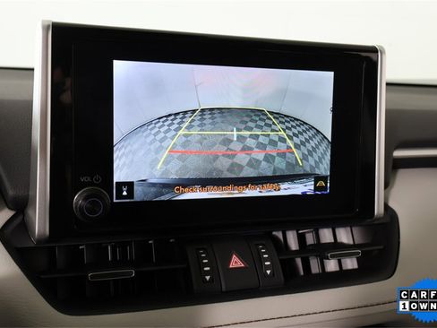 Used 2025 Toyota RAV4 XLE Premium image 6