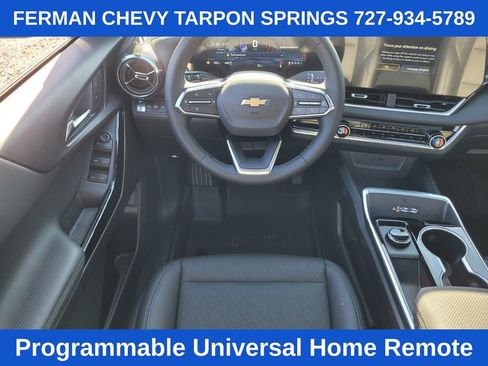 New 2026 Chevrolet Equinox LT w/ Convenience Package II image 16