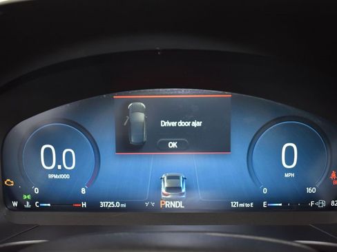 Used 2023 Ford Escape Platinum image 10