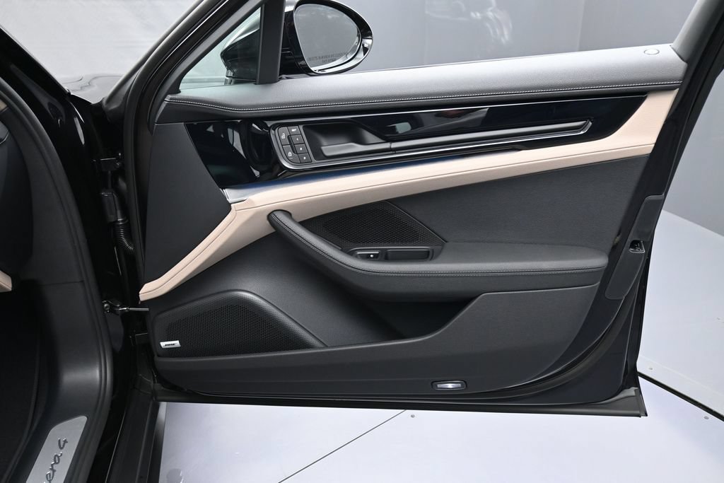 New 2026 Porsche Panamera 4 AWD/4WD image 27