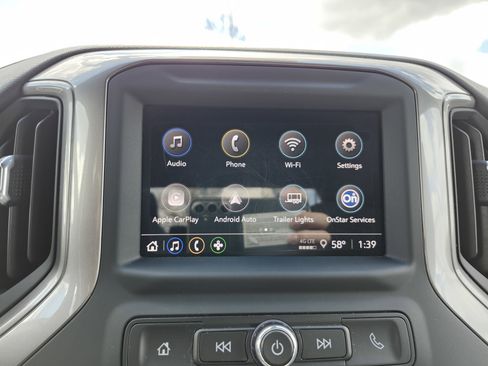 Used 2024 Chevrolet Silverado 1500 Custom image 4