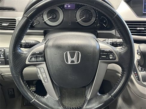 Used 2015 Honda Odyssey EX-L image 18