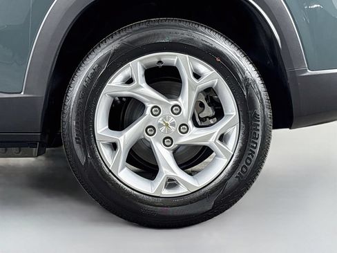 New 2026 Chevrolet Trax LS w/ LS Convenience Package FWD image 29