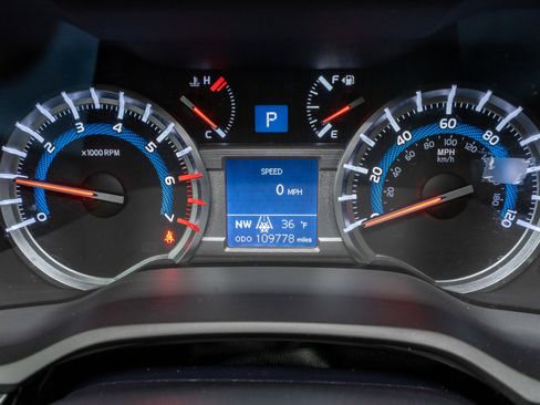 Used 2019 Toyota 4Runner SR5 Premium image 24