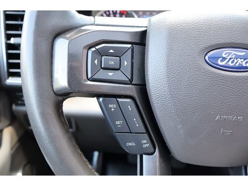 Used 2021 Ford Expedition Limited AWD/4WD image 36