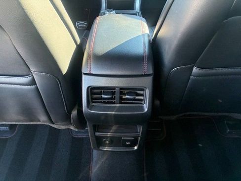 Used 2024 Ford Edge ST-Line w/ Class II Trailer Tow Package image 20