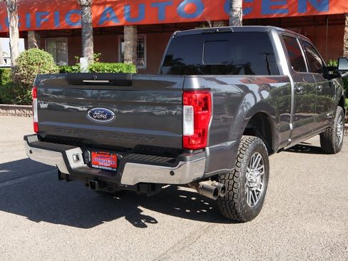 Used 2019 Ford F250 Lariat w/ Lariat Ultimate Package image 11