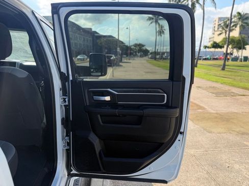 Used 2024 RAM 2500 Big Horn AWD/4WD image 15