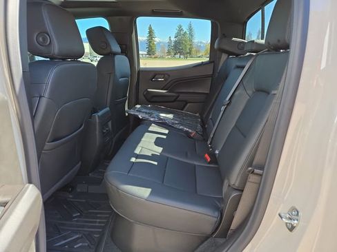 New 2026 GMC Canyon Elevation w/ Convenience Package image 28