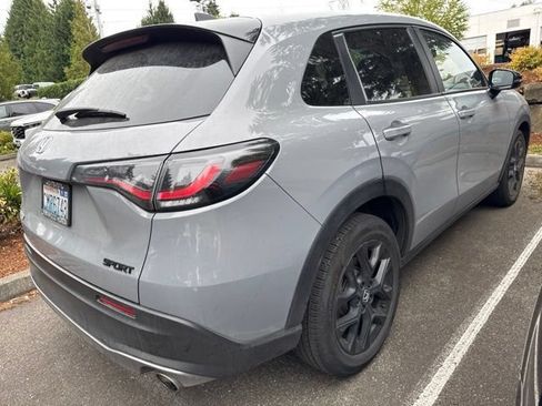 Used 2024 Honda HR-V Sport image 4