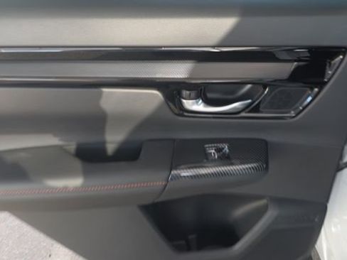 Used 2025 Honda CR-V Sport Touring image 17