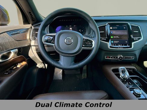 Used 2024 Volvo XC90 B6 Ultimate w/ Protection Package Premier AWD/4WD image 8
