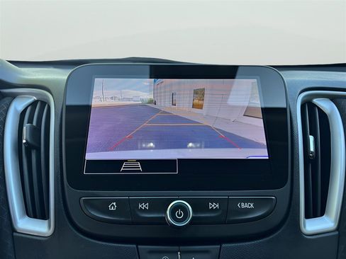 Used 2023 Chevrolet Malibu LT FWD image 22