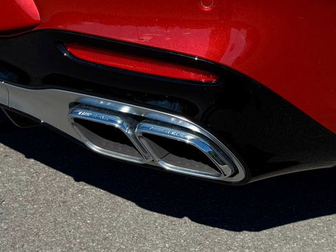 Used 2022 Mercedes-Benz SL 63 AMG 4MATIC image 96