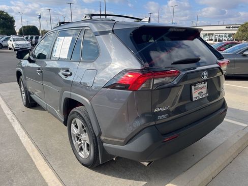 Used 2023 Toyota RAV4 XLE image 4