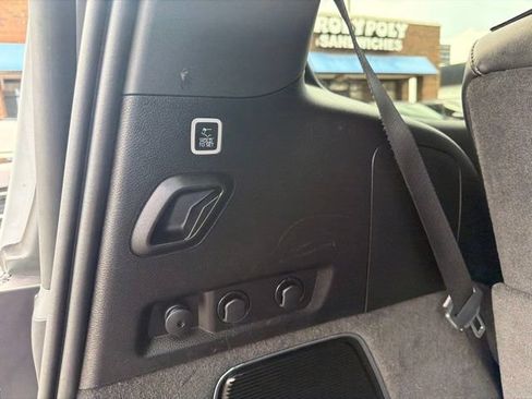Used 2024 Jeep Grand Wagoneer Series I w/ Rear Seat Video Group 1 AWD/4WD image 17