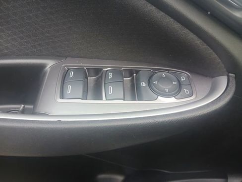 Used 2024 Chevrolet Malibu LT image 34