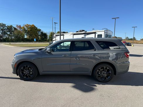 Used 2022 Dodge Durango R/T w/ Quick Order Package 22F image 6