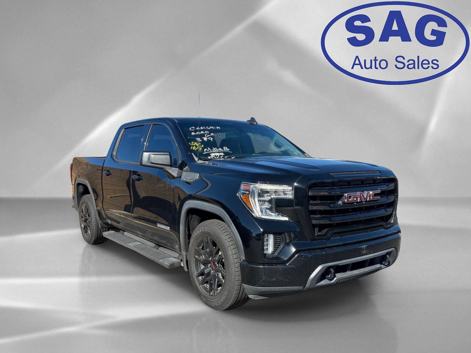 Used 2020 GMC Sierra 1500 Elevation w/ Elevation Value Package RWD image 2
