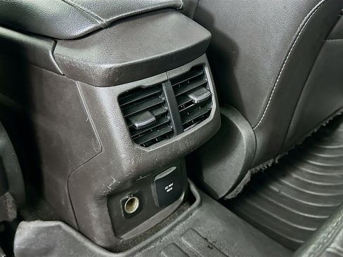 Used 2016 Ford Fusion Titanium image 25