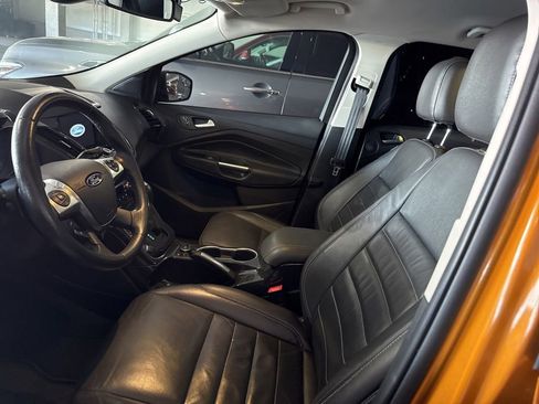 Used 2016 Ford Escape Titanium AWD/4WD image 3