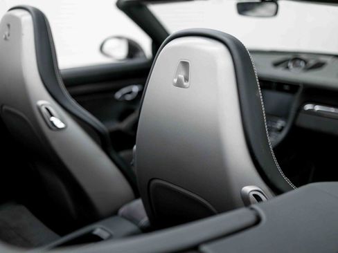 Used 2017 Porsche 911 Carrera GTS image 74