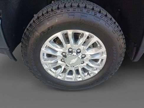 Used 2020 Chevrolet Silverado 2500 High Country w/ Safety Package II AWD/4WD image 40