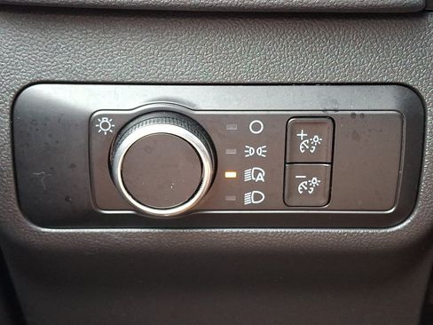 Certified 2025 Ford Escape ST-Line FWD image 24