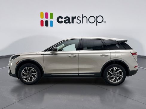 Used 2024 Lincoln Corsair AWD w/ Equipment Group 101A image 2