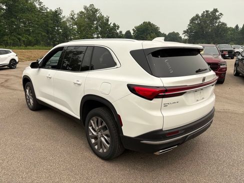 Used 2026 Buick Enclave Preferred AWD/4WD image 3